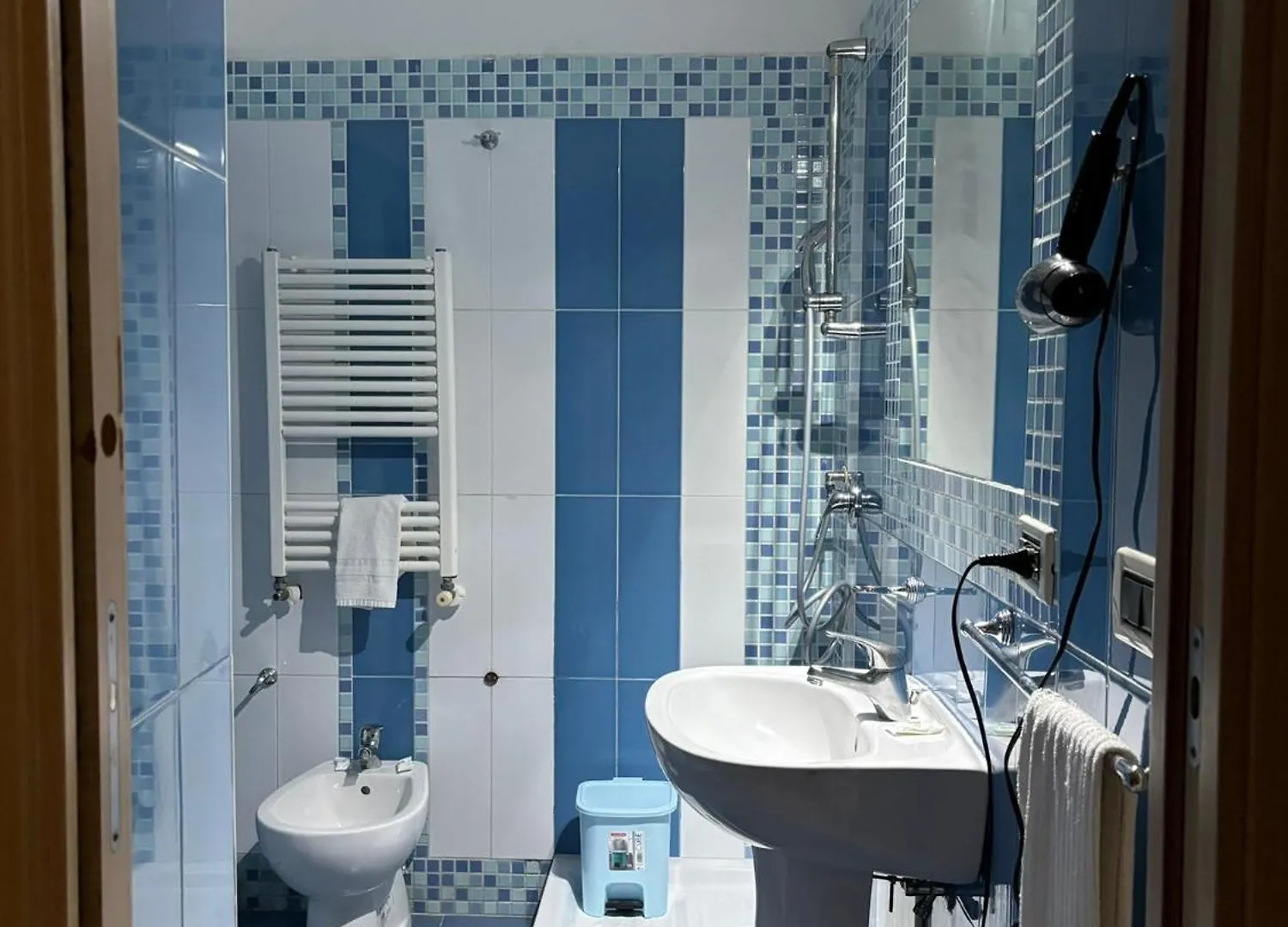 Relax In Suite Napoli 0*,  Italia